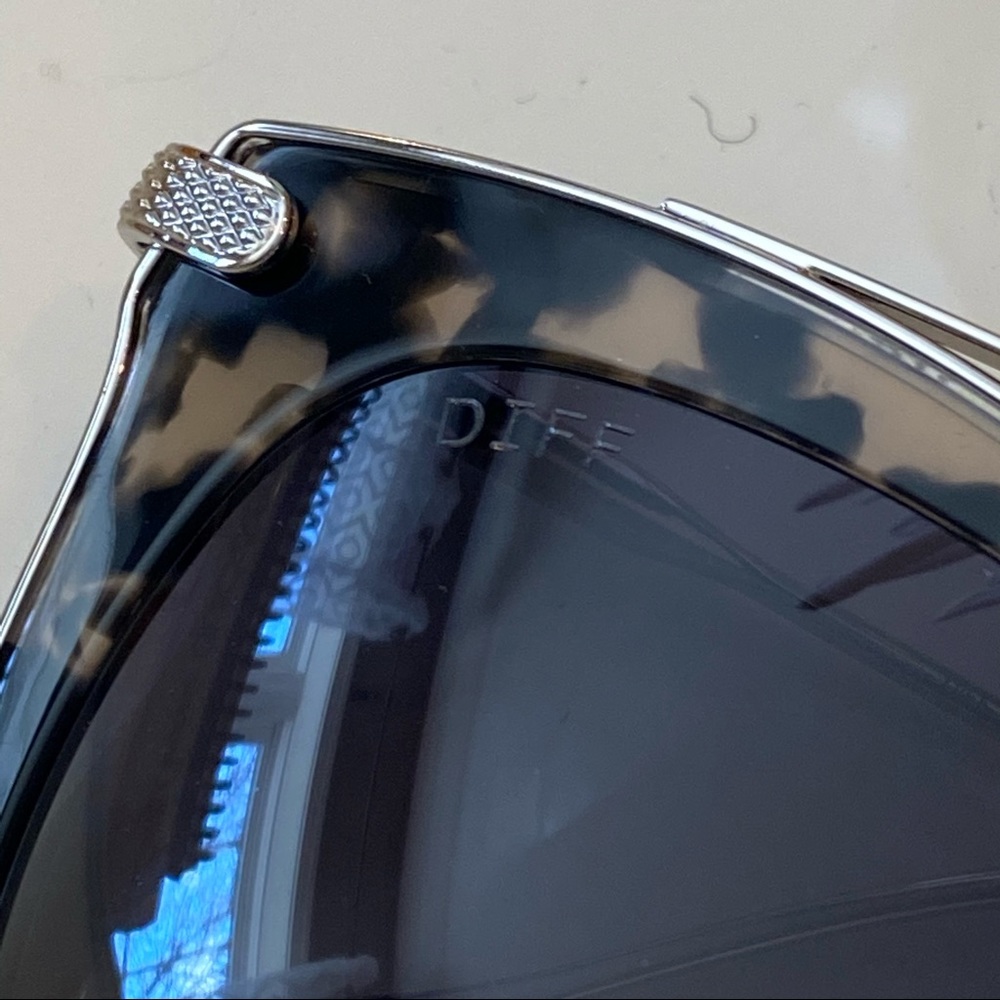 Diff Sunglasses - image 8